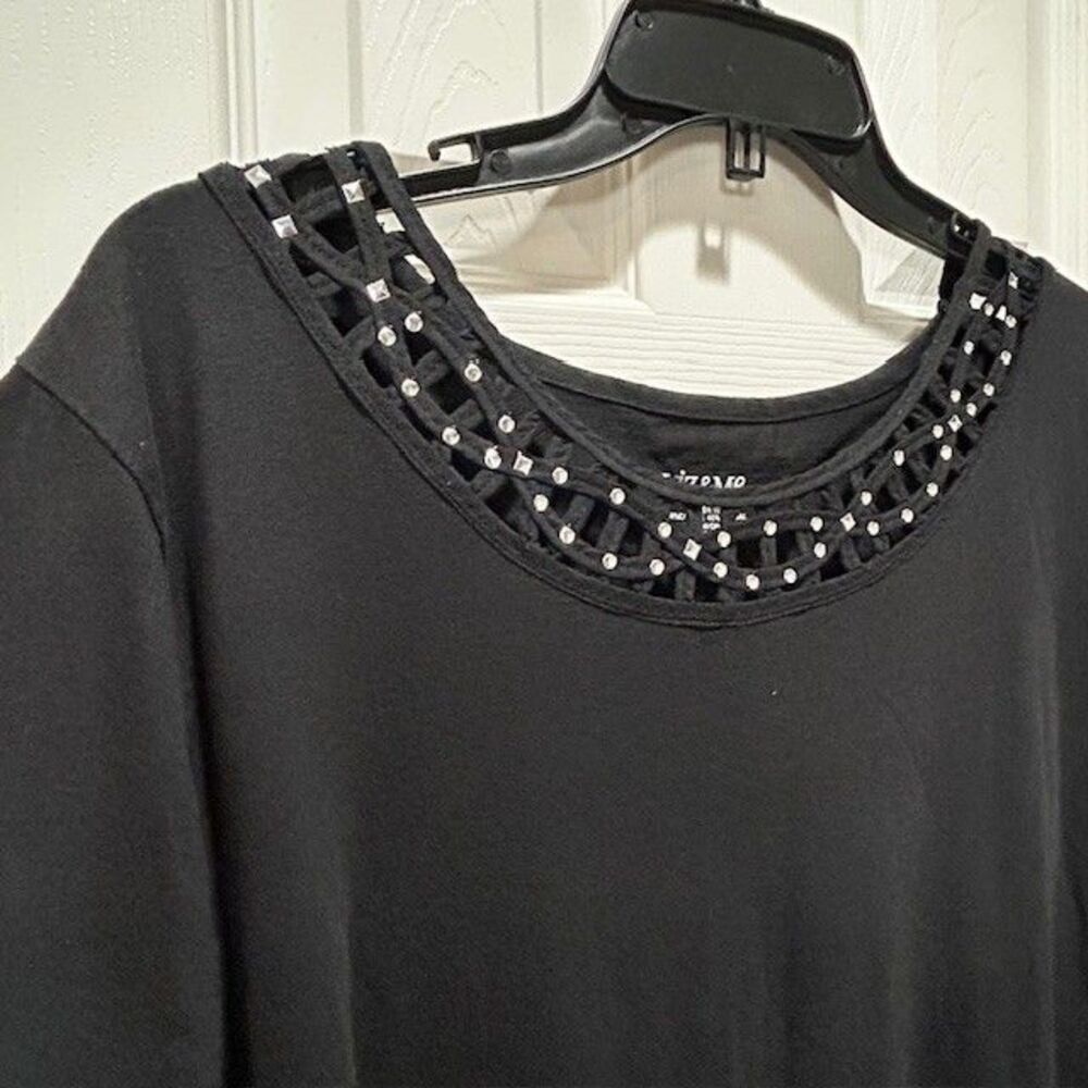 Liz & Me Black Embellished Scoop Neck Short Sleeve Top - Picture 3 of 10
